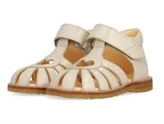 Angulus sandal buttermilk med lak og hjerte